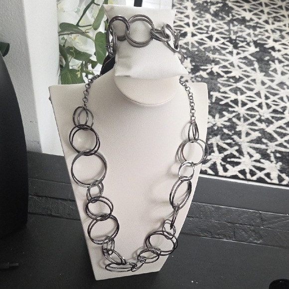 paparazzi Jewelry - Paparazzi Gunmetal Statement Chain Link Necklace And Bracelet NWT